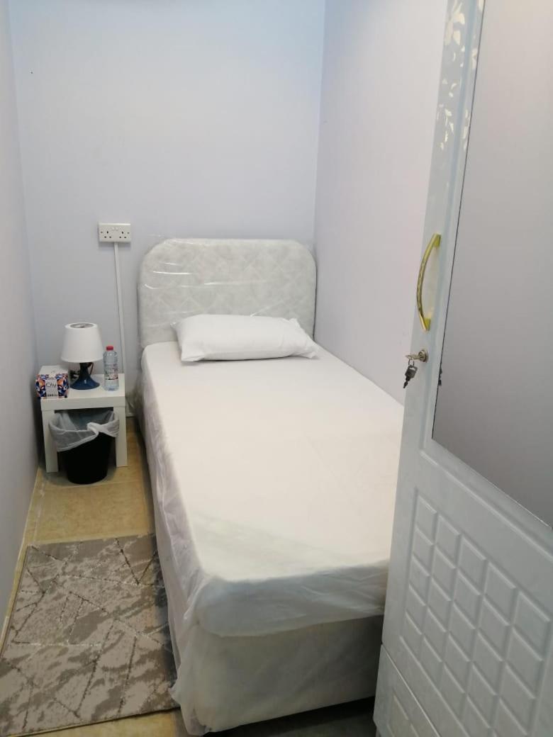 Capsule hotel Moe By Phm Dubai