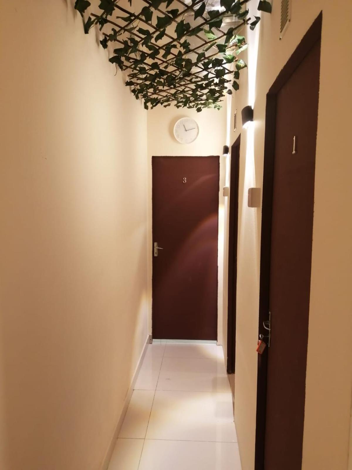 Capsule hotel Moe By Phm Dubai